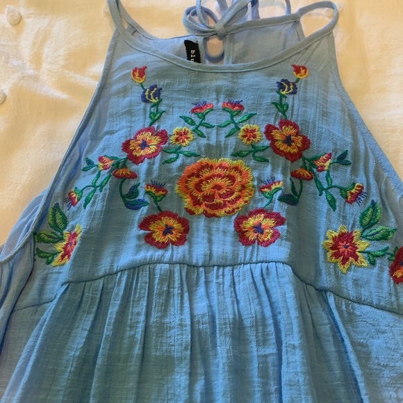 Blu Pepper Embroidered Tank Top - Picture 2 of 8